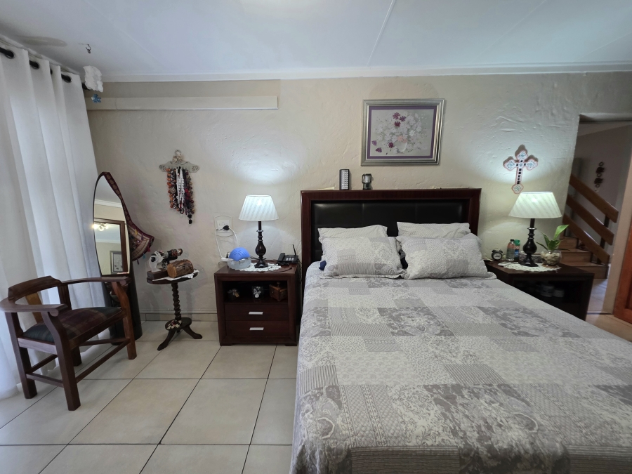 4 Bedroom Property for Sale in Jan Cillierspark Free State